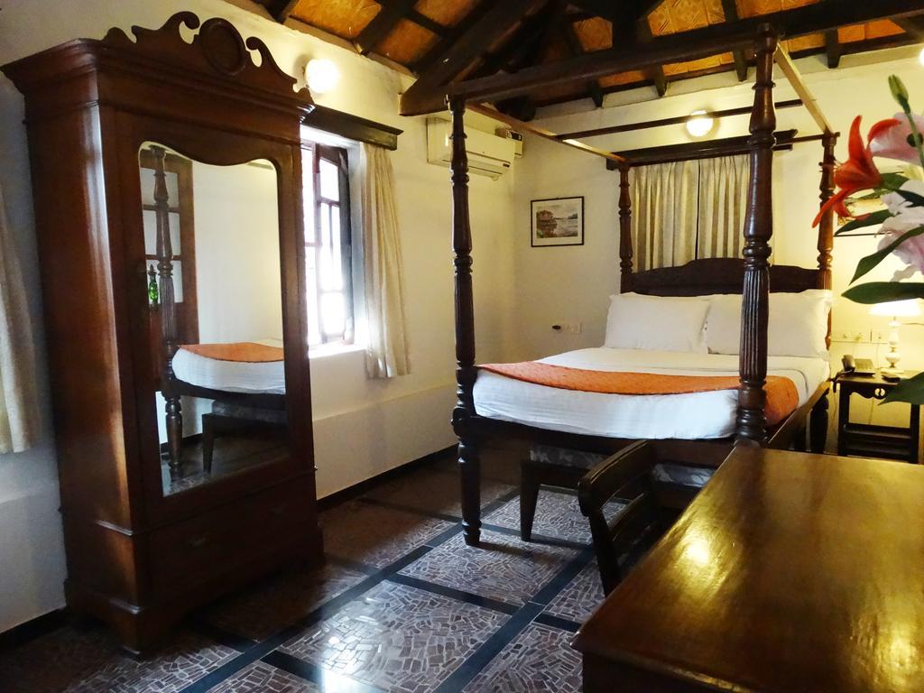 פאנג'י Welcomheritage Panjim Pousada חדר תמונה